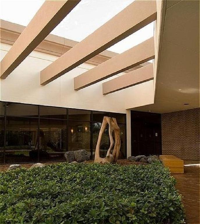Ramada Inn Lafayette Conference Center Interior photo